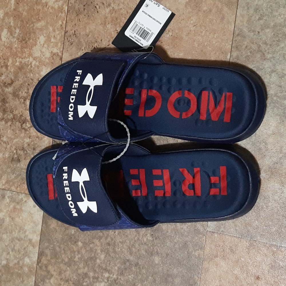 New. Men's Under Armour Ignite 7 Slides. Size: 8